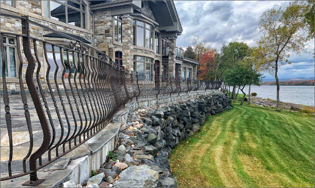 Garde-corps en fer ornemental dans la région de québec