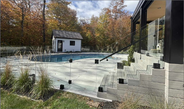 Clôture en verre sur spigots, sur mesure, design épuré à Québec, Lévis, Charlesbourg